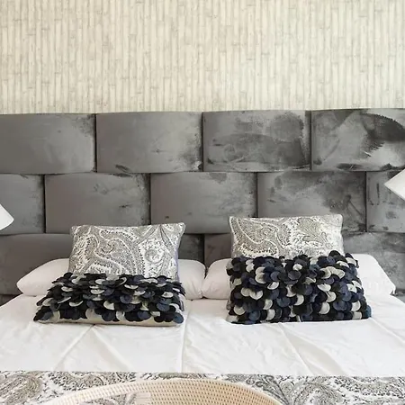 Διαμέρισμα Spacious Flat With Jacuzzi In Mirador Del Sol *