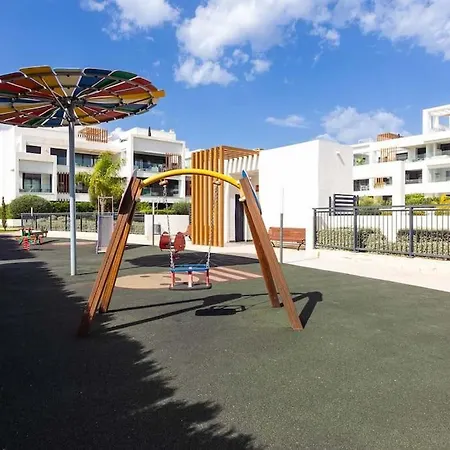 Daire Spacious Flat With Jacuzzi In Mirador Del Sol Estepona