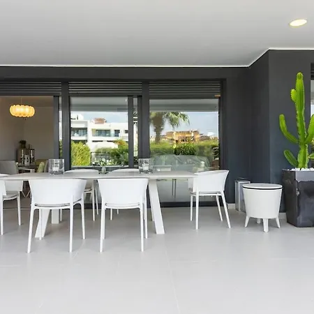Spacious Flat With Jacuzzi In Mirador Del Sol