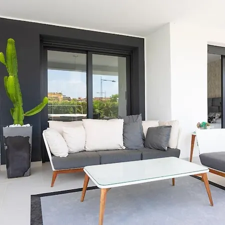 Spacious Flat With Jacuzzi In Mirador Del Sol Daire