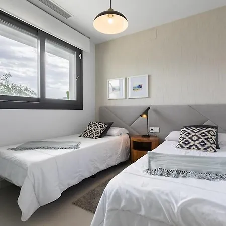 Spacious Flat With Jacuzzi In Mirador Del Sol Daire