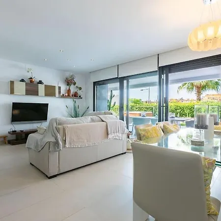 Spacious Flat With Jacuzzi In Mirador Del Sol Daire Estepona