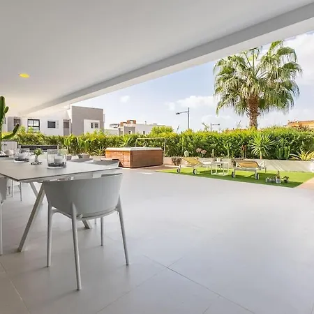 Spacious Flat With Jacuzzi In Mirador Del Sol Estepona